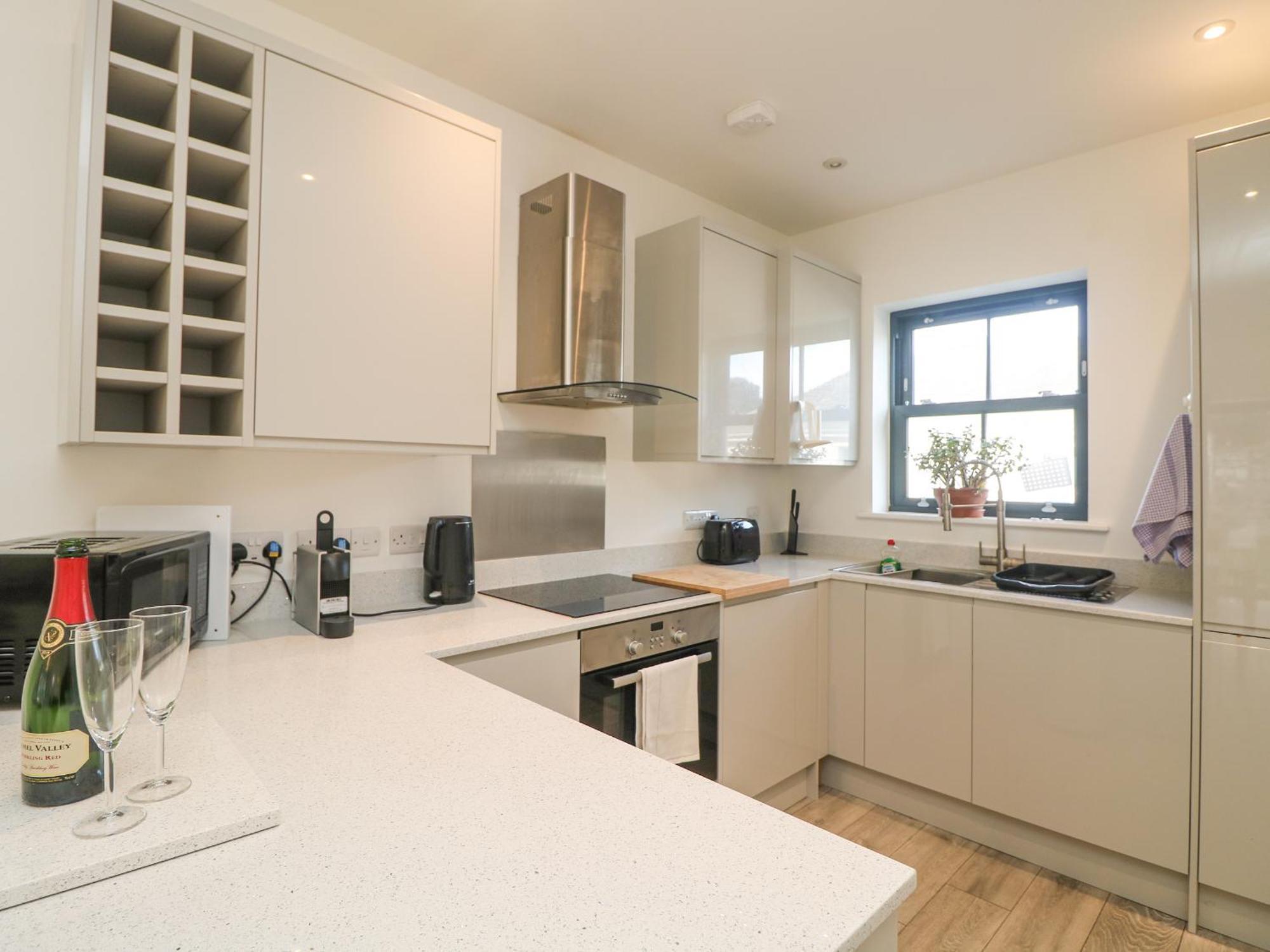 1 Queensway Gardens Hayle Exterior photo